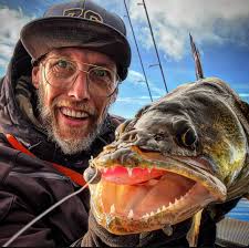 Monica Geuze sloopt het Nederlandse deel van Insta op dit moment met deze  foto. Wat vinden we van Monica? Via: https://www.instagram.com/monicageuze/