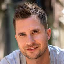 Vincent Dehler's Instagram, Twitter & Facebook