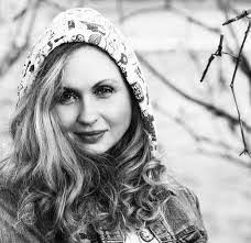 Robert Tremelling's Instagram, Twitter & Facebook