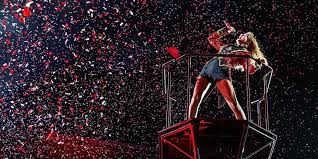 Swift announced today (which perhaps coincidentally happens to be scooter braun's birthday) that red (taylor's version) is set for release on november 19. X3ynwyxs9orzm