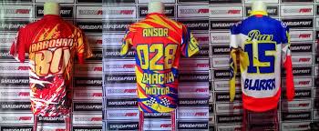 08967 232 5727 , tempat bikin jersey keren berkualitas dan terpercaya Baju Racing Buat Jersey Futsal