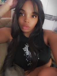 Bianca Etienne (@vixen.snow)