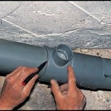 Raccorder Une Vidange Pvc Au Tuyau D Evacuation Des Eaux Usees Tuyau D Evacuation Pvc Pose Parquet Flottant