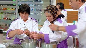 Chefi la cutite sezonul 7 ep 1 30 aprilie 2019 p1 video dailymotion. Chefi La Cutite Familii La Cutite Editia 1 De Marti 30 Aprilie 2019 Gratuit Antenaplay Ro