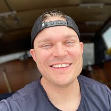 Richard Simpson (@ricky_r_simpson) • Instagram photos and videos