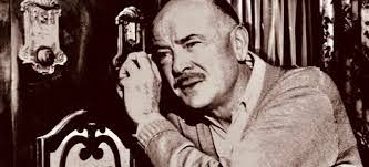 Elliot Becker's Instagram, Twitter & Facebook