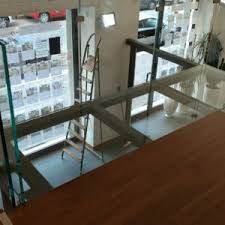 Scala a sbalzo in legno e vetro. Scala A Sbalzo E Soppalco Legno Vetro Scale Milano