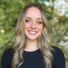 Tracey Wilkins's Instagram, Twitter & Facebook