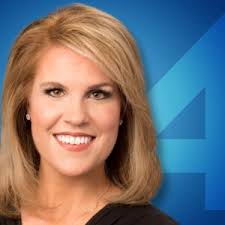 Milwaukeeans pay tribute to Hank Aaron throughout city