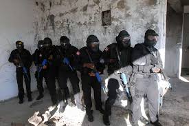 2,135 Special Operations Command South Image: PICRYL