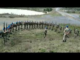 Mavi bere düsmez yere - YouTube