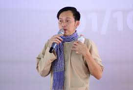 Cụ thể, hoài linh đã để lại bình luận phía bên dưới bài đăng dưới bài đăng của nghệ sĩ nguyễn hữu châu, hoài linh đã nhắn nhủ rằng: Pháº£n á»©ng Láº¡ Cá»§a Hoai Lam Giá»¯a Luc Hoai Linh Bá»‹ Tá»' Äƒn Cháº·n 13 Tá»· Tá»« Thiá»‡n Khiáº¿n CÄ'm Ngá»¡ Ngang