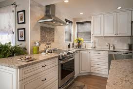 A new leading style trend comprising natural and organic materials has been making its way into people's kitchens. What Is A Transitional Kitchen