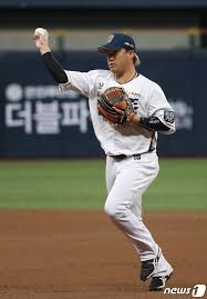 박석민은 역학 조사관의 질문에 사실대로 답했다고 주장했지만, 강남구청은 이들이. ì¬ì§ ë°ìë¯¼ 3ë£¨ìê° ì ê±°ê¸°ì ëì ë¨¸ës