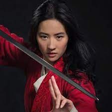 While pretending to be a man, she sometimes tries to fit in, but also stays true to her beliefs about what's important in a partner, what being a warrior. 6 Potret Liu Yifei Pemeran Mulan Saking Cantiknya Sampai Dikira Malaikat Showbiz Liputan6 Com
