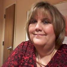 Vicki Lemaster's Instagram, Twitter & Facebook