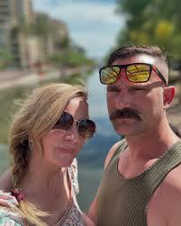 I am calling this photo “it's so bright we can't see the photo”. Day two in  Scottsdale was hot and fabulous.