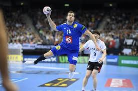 Quatorze clubs participent à cette édition de la compétition, les douze premiers du. Mondial 2019 A Quelle Heure Et Sur Quelle Chaine Suivre Allemagne France L Equipe