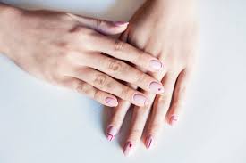 Beauty Najpiekniejszy Minimalistyczny Manicure Z Vv Jak Go