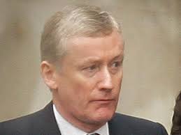 Labour backs Sir Fred Goodwin honour probe