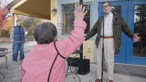 Chris Barron sings the classics