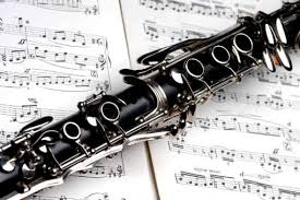 Les improvisations de johnny dodds à la clarinette dans les orchestres de louis armstrong et de king oliver offraient un contraste précieux au son des trompettes. Bachtrack Top Ten Clarinet Sonatas Bachtrack