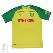 Dans attente de votre visite. Maillot 2017 18 Maillots Championnat Fcn