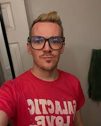 ɅJ Pitts (@thegreatajpitts) • Instagram photos and videos