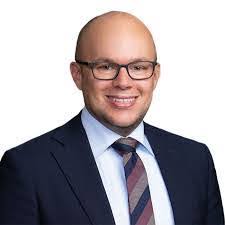 Sam Delis's Instagram, Twitter & Facebook