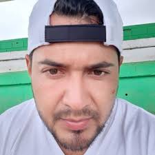 Jonathan (@Jonatha87122863)