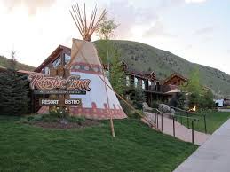 Live in the lap of luxury at the rustic inn creekside resort and spa at jackson hole. Rustic Inn Creekside Resort And Spa In Jackson Wyoming Picture Of Rustic Inn Creekside Resort And Spa At Jackson Hole Tripadvisor