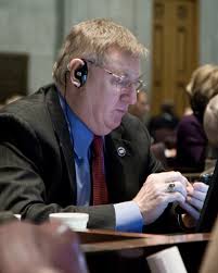 Money talks as Republican wings duke it out in Tennessee