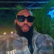 Bobby Mark Winful (@bobbymarkwinful)