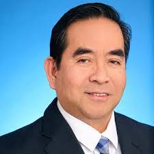 Chris Chegwin's Instagram, Twitter & Facebook