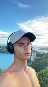 Experiences of Brits moving to Australia