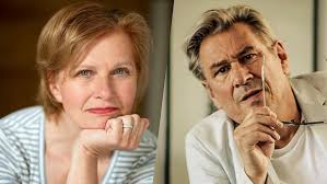 Der Osterhase macht halt im Theater