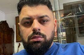 He represented the united kingdom at the eurovision song contest 2019 in tel aviv, israel with the song bigger than us, placing in 26th. Surgossegire Kerult Papai Joci Poszt Covid Tunetekkel Kuzd Szmo Hu