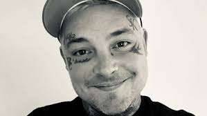 Ahren Stringer (Ex-The Amity Affliction) Takes Legal Action Against Joel  Birch