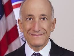 Former CFTC Chair: Here's How SEC and CFTC Can Work Together to Regulate  Crypto