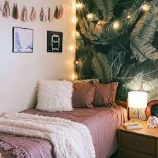 This Is One Of The Cutest Dorm Room Ideas For Girls Pink Dorm Rooms Girls Dorm Room Dorm Room Decor