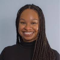 Shawna Williamson's Instagram, Twitter & Facebook