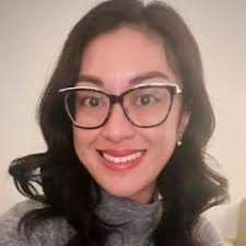 Maxine de Luna, LMFT