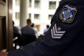 Ωστόσο, διευκρινίζεται ότι κατά την άσκηση των καθηκόντων του, το προσωπικό των ο.π.π.ι. Panepisthmiakh Astynomia Pote Kai Pws Oi Nees Proslhpseis Aftodioikisi Gr