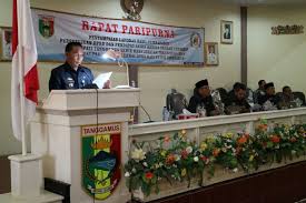 Gaji netto setahun = rp 79.800.000 (hasil dari pengurangan gaji bruto dengan biaya jabatan). Gaji Anggota Dprd Tanggamus Naik Menjadi Rp 26 8 Juta Bulan Buanaiformasitv