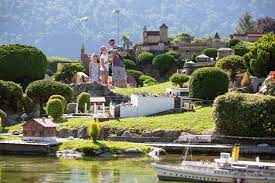 La svizzera porta avanti un pericoloso gioco di equilibrismo con l'ue dal quale potrebbe uscire sconfitta. Soft Opening 2020 Swissminiatur