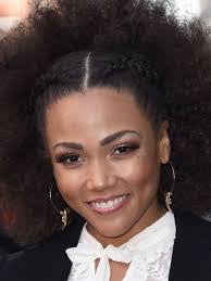 Jasmine Mathews's Instagram, Twitter & Facebook