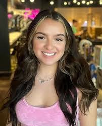 Haley Voss's Instagram, Twitter & Facebook