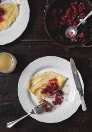 Hier Matin Un Ami A Cuisine Des Crepes Pour Souligner L 39 Anniversaire D 39 Une Belle Personne Et Ca M 39 A Fait Retomber En Recipes Yummy Breakfast Food