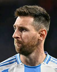 🔴 Manchester United's Casemiro told GQ he believes that Mohamed Salah  should win the Ballon d'Or this year: 🗣️ "For me, the Ballon d'Or should  be Mo Salah." "He's the best player.