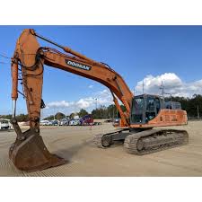 Doosan DX420LC-3 Excavator